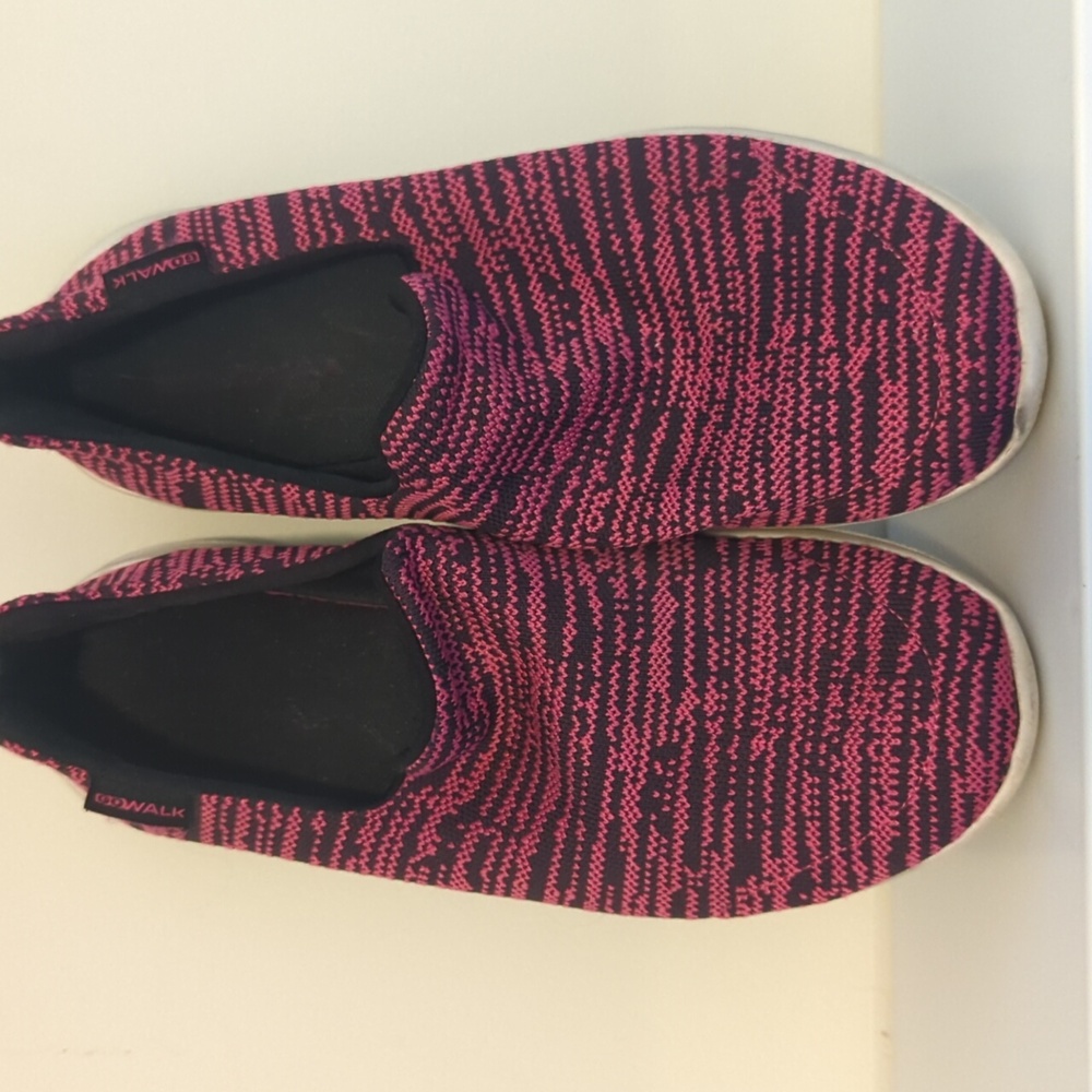 Skechers Pink and Black Women's Sneakers